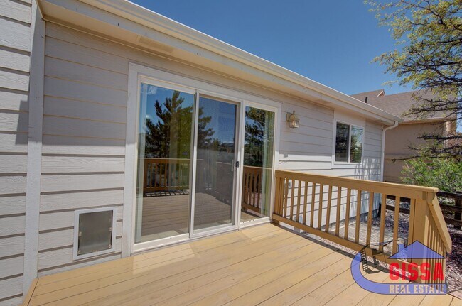 Building Photo - 705 Witchhazel Ct