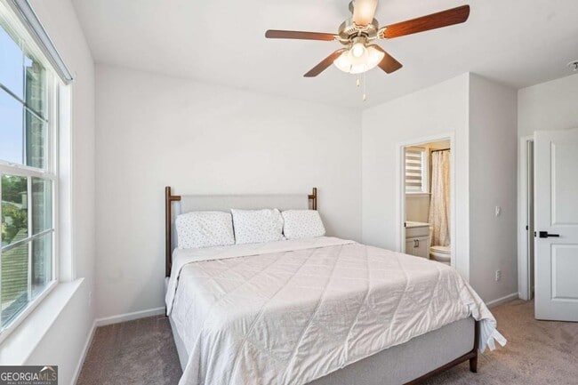 Building Photo - 2424 Pinnae Pl