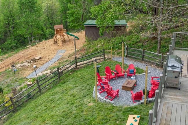 Building Photo - 36 Randall Dr