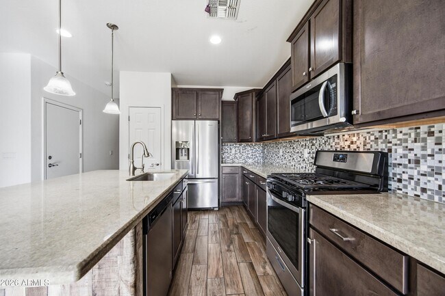 Building Photo - 668 N Sparrow Ct