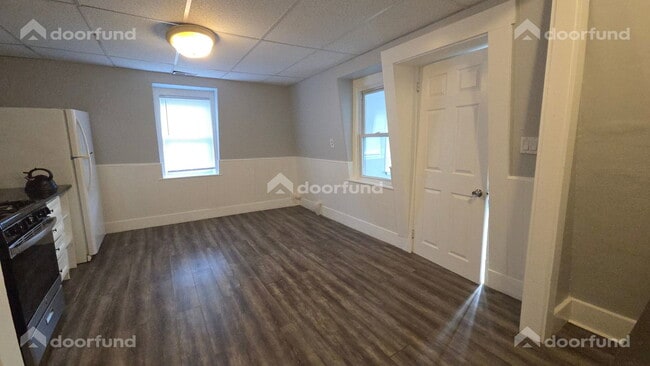 Building Photo - 17 Wachusett St