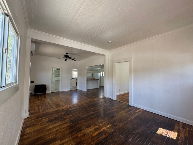 Building Photo - 1BR/1BA 740 sq.ft. SHORT TERM RENTAL in Old Bisbee, AZ