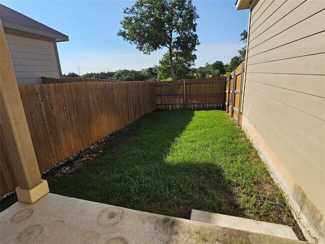 Building Photo - 1820 Cantonata Dr
