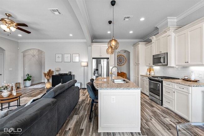 Building Photo - 502 Hempstead Cir