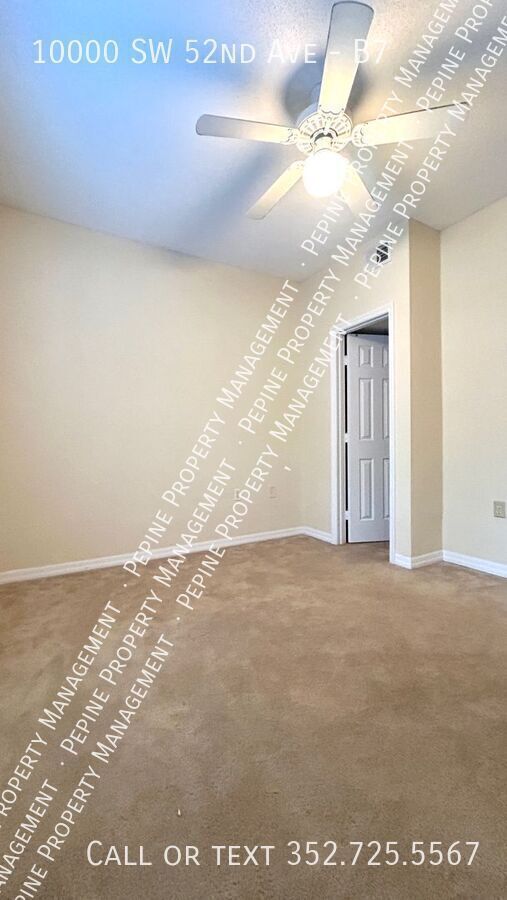 Building Photo - 10000 SW 52nd Ave