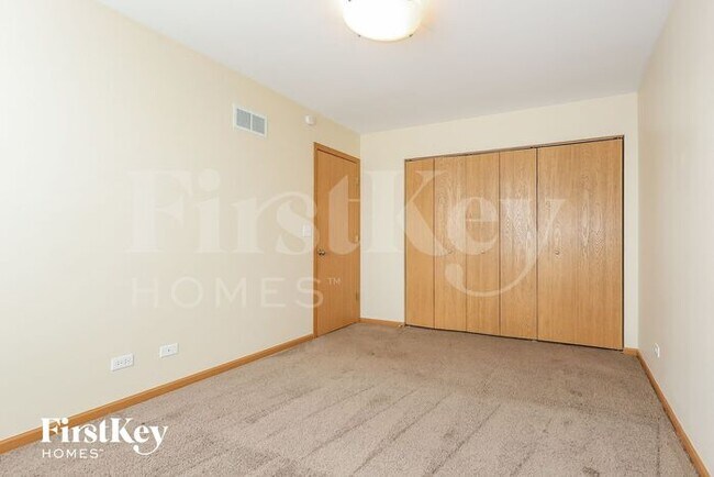 Building Photo - 769 Serendipity Dr