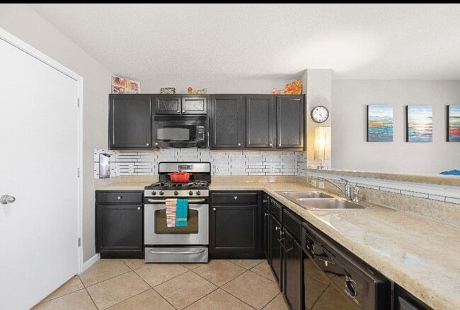 Building Photo - Furnished 4-Bedroom Home in Buda – Price J...