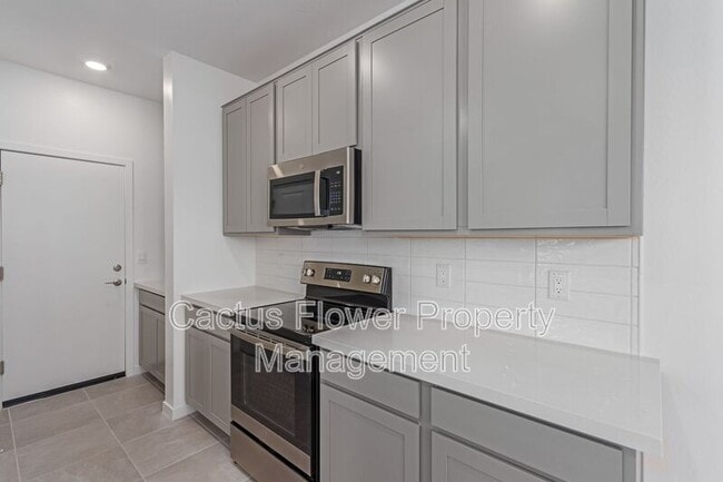 Building Photo - 4740 S Ferric