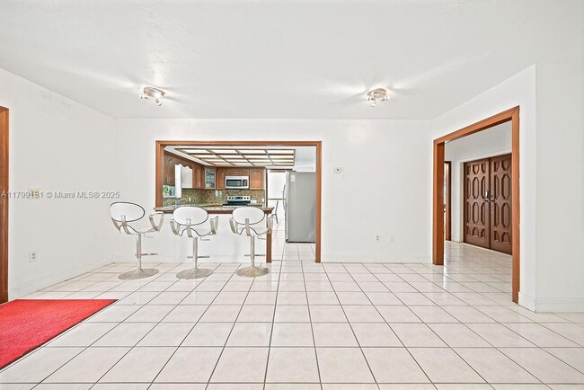 Building Photo - 26100 SW 192nd Ave