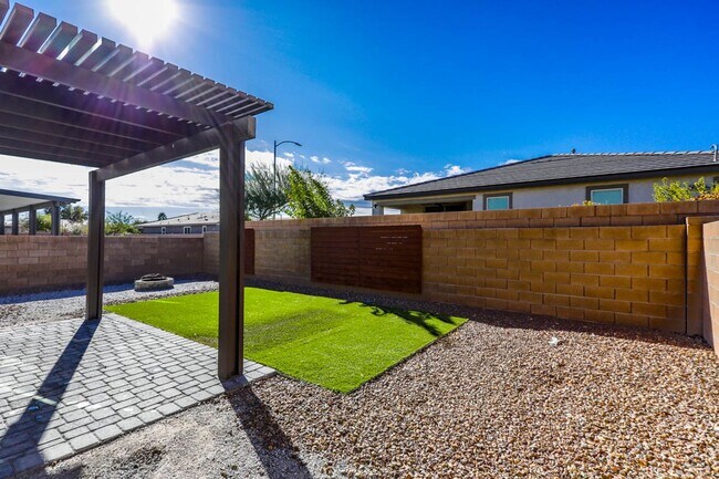 Building Photo - Beautiful 3 Bedroom Home, In Gated Community, Convenient To Nellis AFB