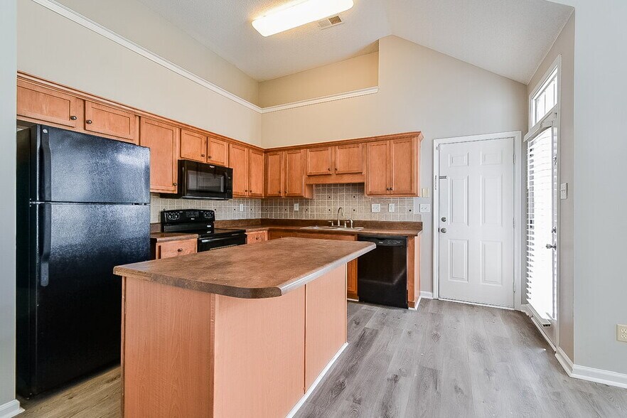 Building Photo - 9157 Acadia Pl