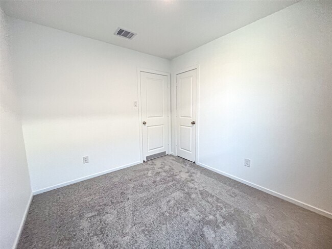 Building Photo - 21479 Carosella Dr
