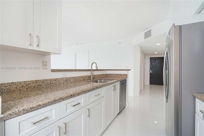 Building Photo - 90 Alton Rd