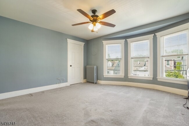 Building Photo - 42 N 21st St