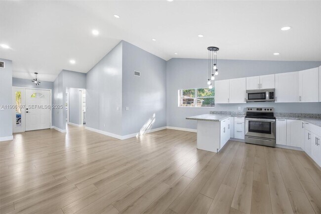 Building Photo - 13550 SW 286th Terrace