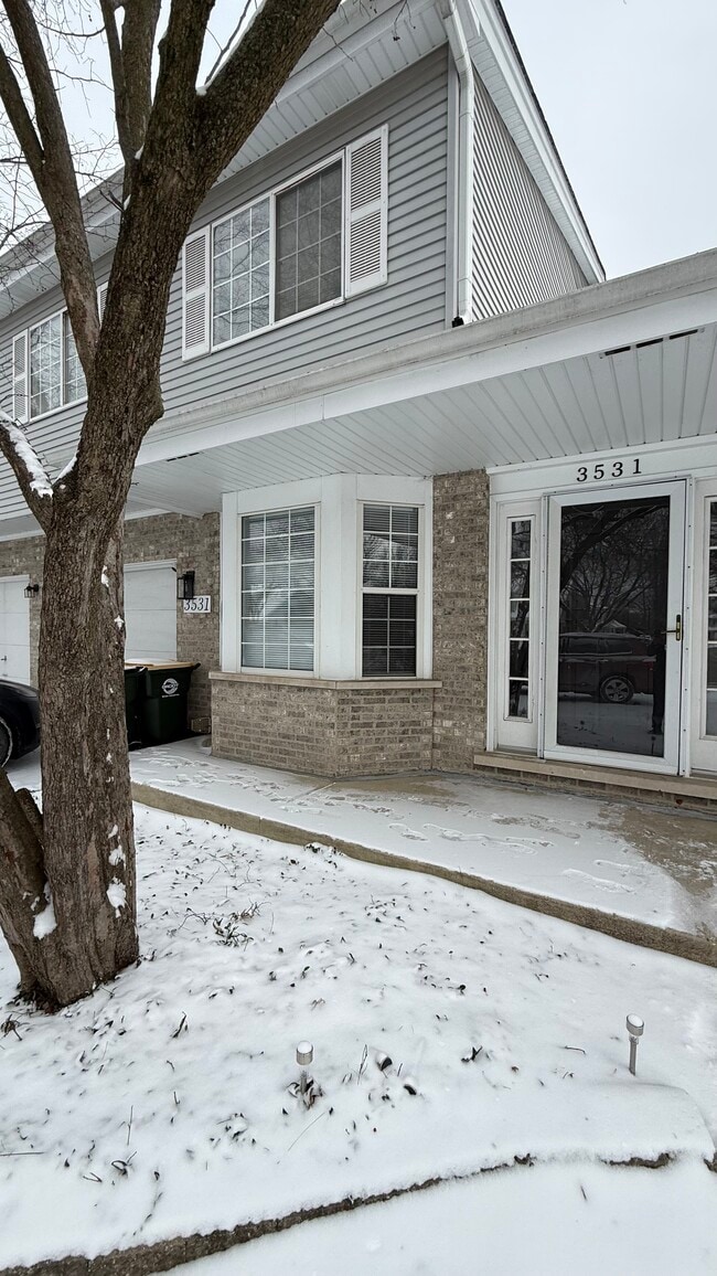 Building Photo - 3531 Princeton Ave