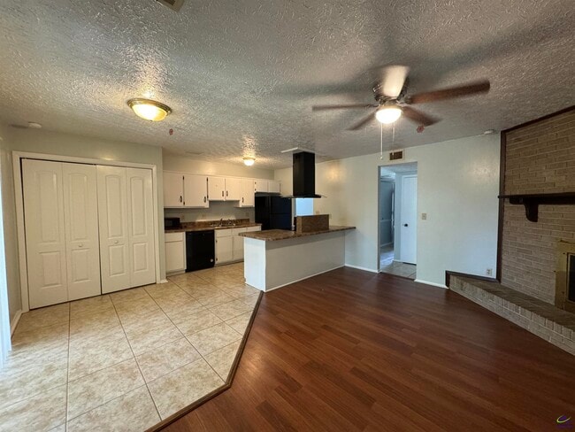 Building Photo - 107 Turtle Creek Dr