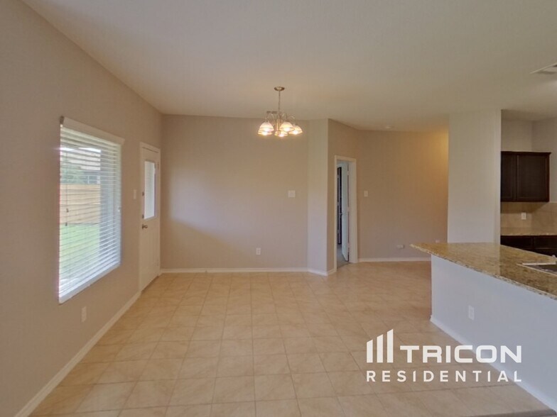 Building Photo - 2721 Swift Creek Dr