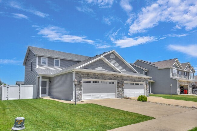 Building Photo - Spacious 4-Bedroom, 3.5-Bathroom Townhome & 2-Car Garage-West Champaign