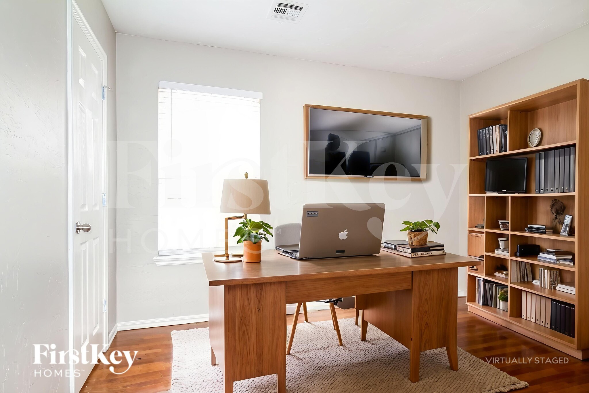 Building Photo - 9400 S Country Club Dr