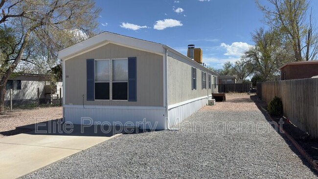 Building Photo - 98 E Byrd Dr