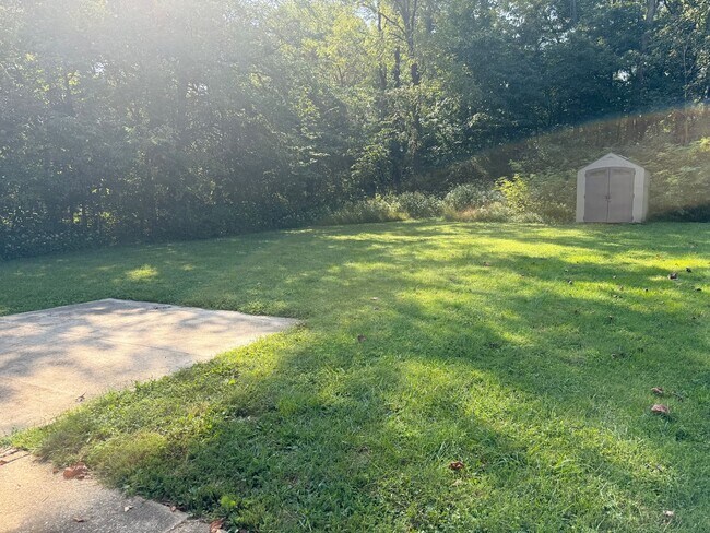Building Photo - 6616 Burlwood Dr