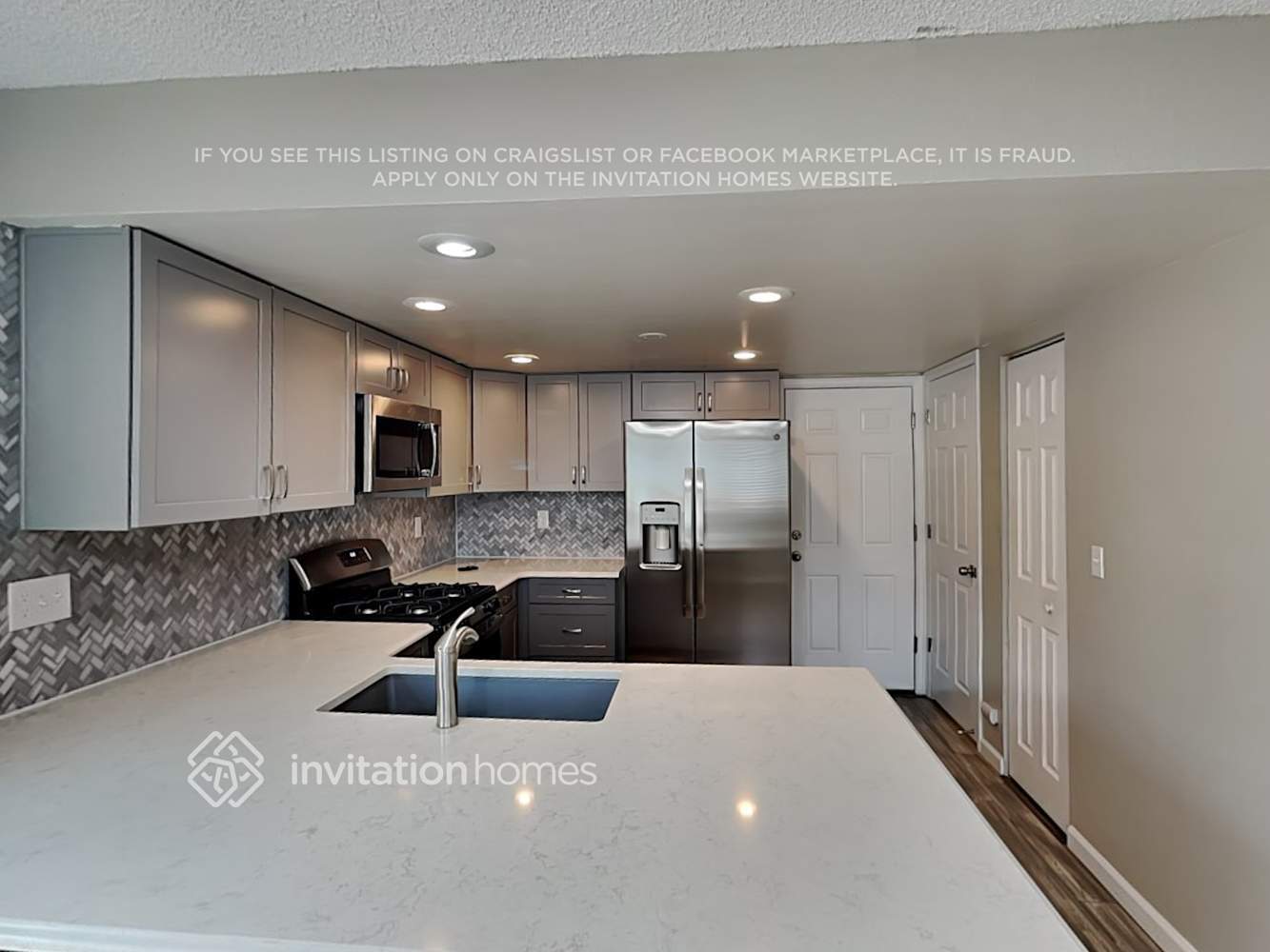 Building Photo - 2113 Beacham Dr