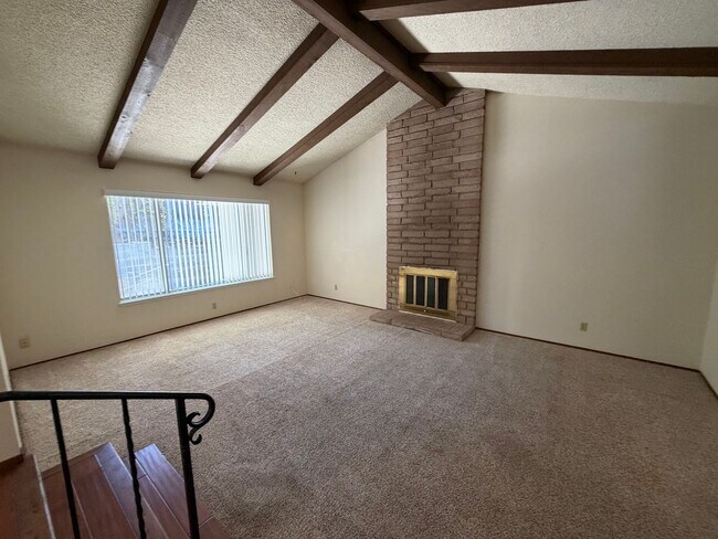 Building Photo - 7739 Southcliff Dr