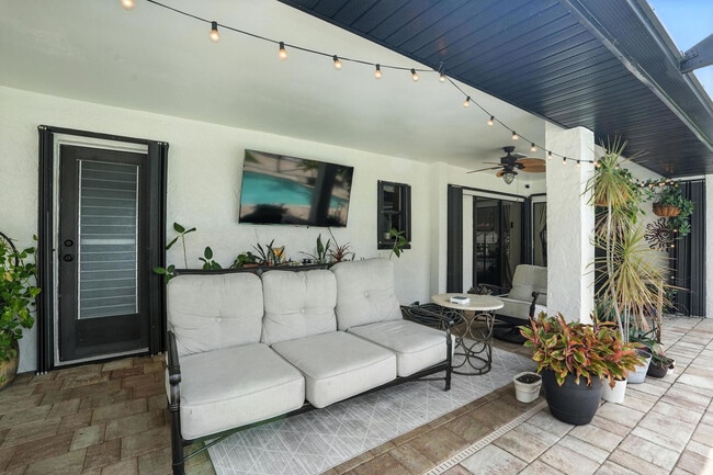 Building Photo - 98 Chardon Pl