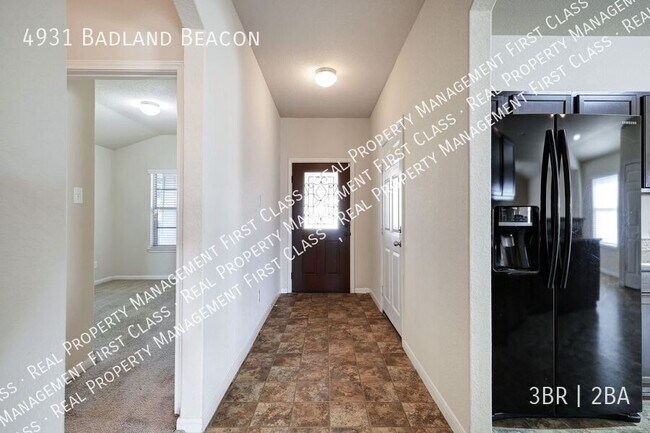 Building Photo - 4931 Badland Beacon