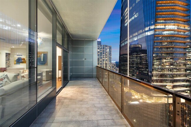 Building Photo - 210 Lavaca St