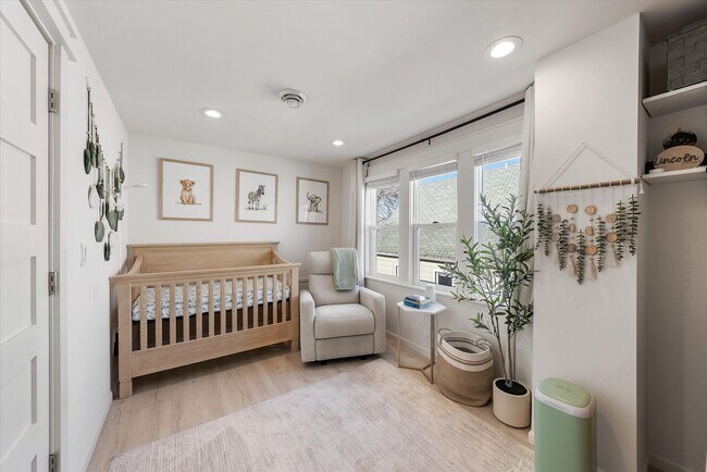 Building Photo - 2509-2511 N Cramer St