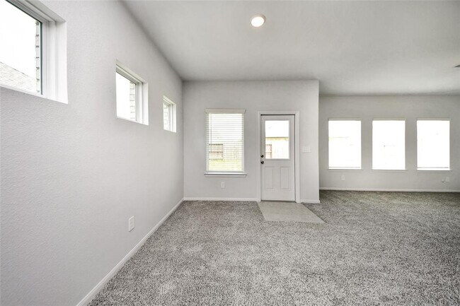 Building Photo - 15102 Wiltshire Castle Ln