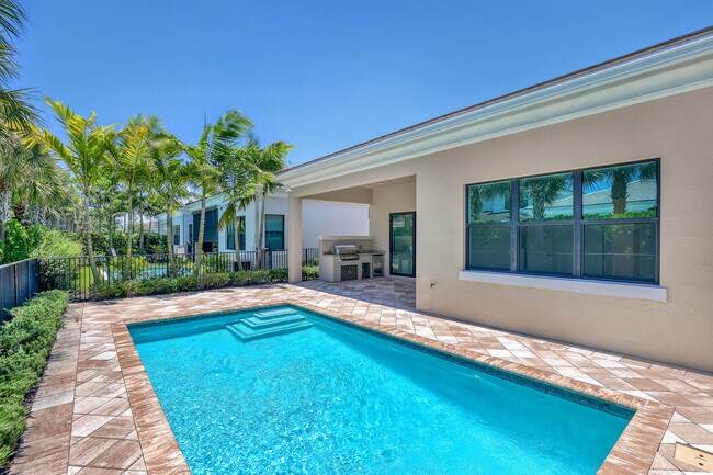 Building Photo - 13501 Artisan Cir