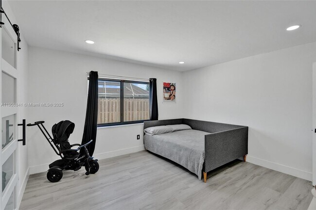 Building Photo - 9371 SW 185th Terrace