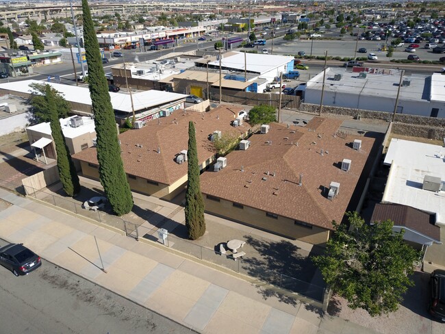Building Photo - 3918 Thomason Ave