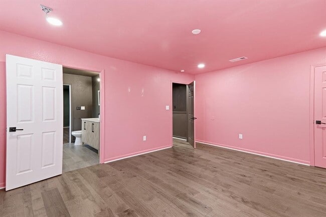 Building Photo - 119 N Kanaio Dr