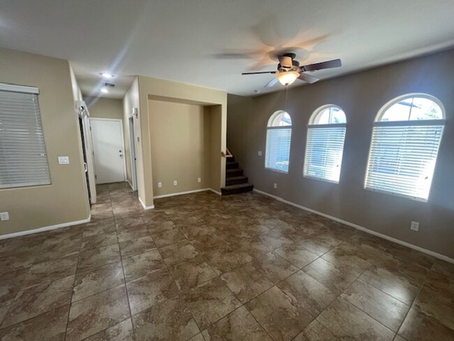 Building Photo - FANTASTIC SUMMERLIN WEST HOME!!!! LOCATED ...