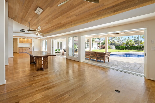 Building Photo - 4639 Waipahee Pl