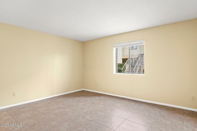 Building Photo - 16635 N Cave Creek Rd