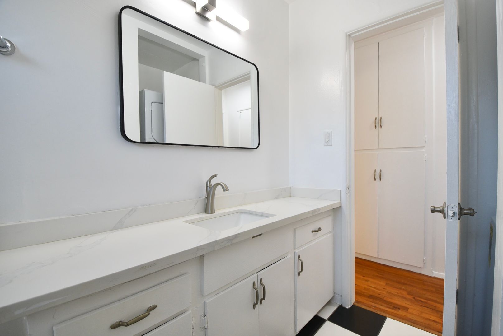 Building Photo - 5220 Radford Ave