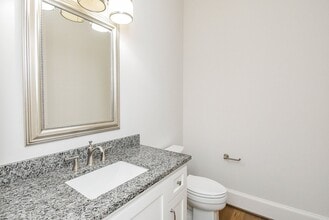 Building Photo - 810 Remington Glade Dr