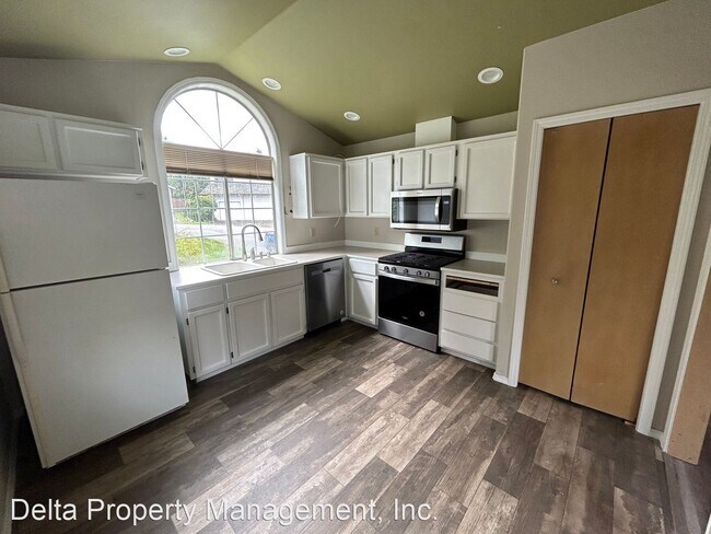 Building Photo - 4 br, 2.5 bath House - 6811 Shady Grove Place