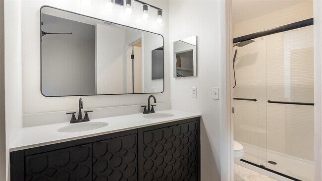 Building Photo - 4979 NW 82nd Ave