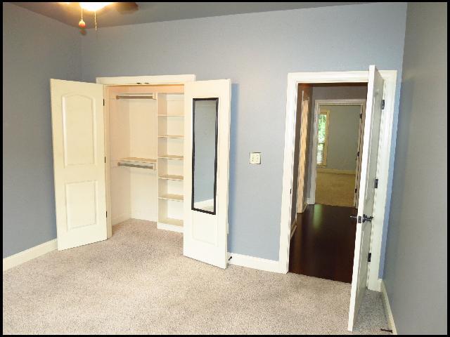 Building Photo - 3153 Stonewall Dr