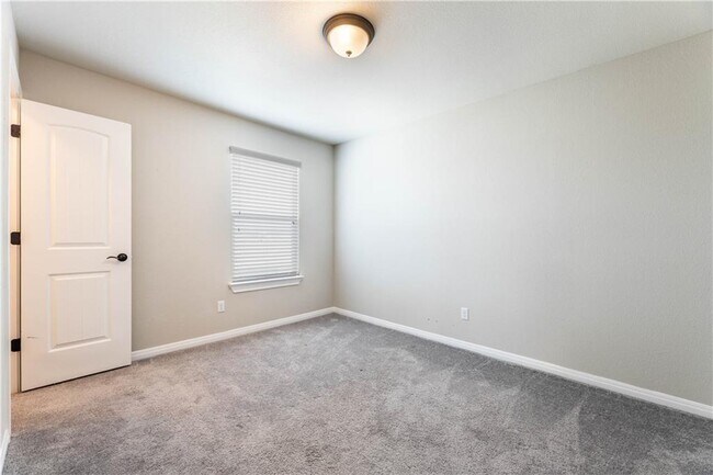 Building Photo - 5413 Traviston Dr