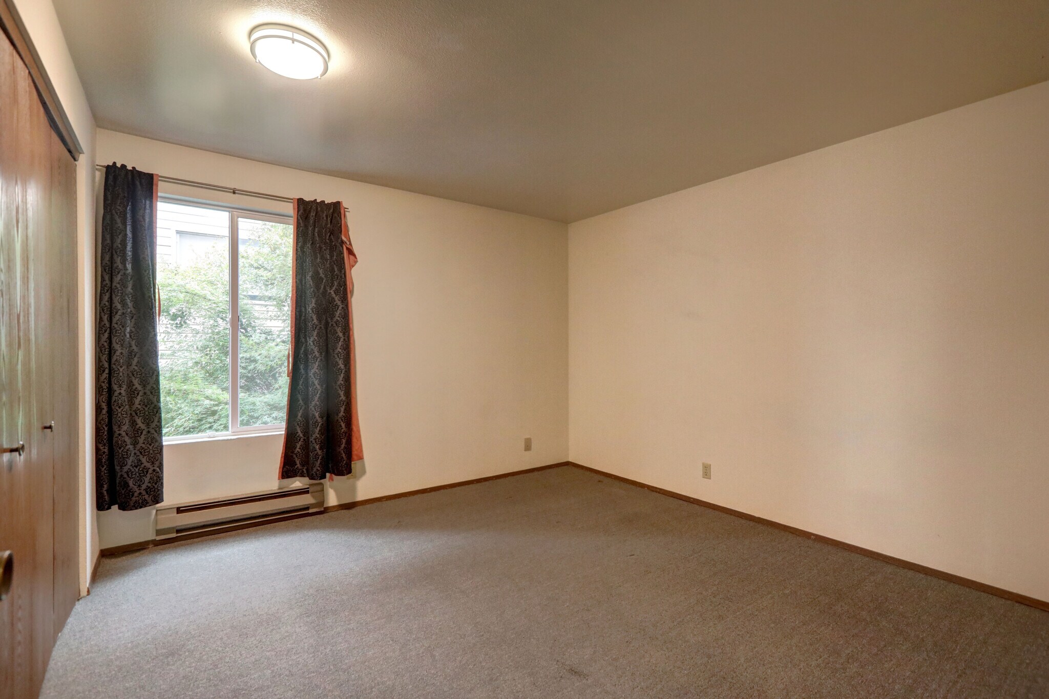Mid Floor Living Room - 12044 15th Ave NE