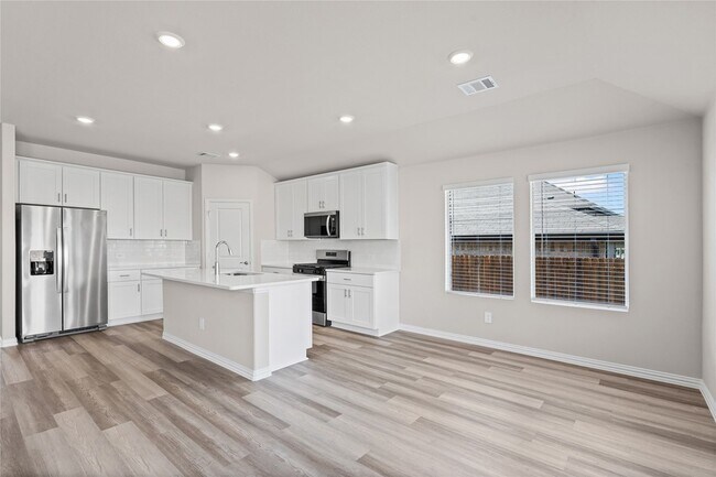 Building Photo - 416 Stagg St