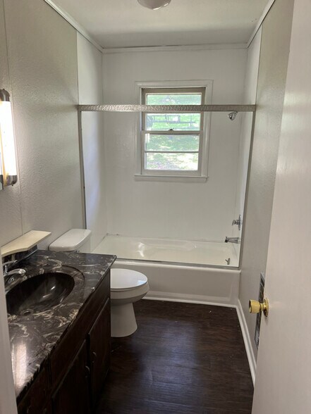 Building Photo - 261 Cheyenne Rd