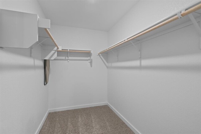 Building Photo - 211 James River Dr